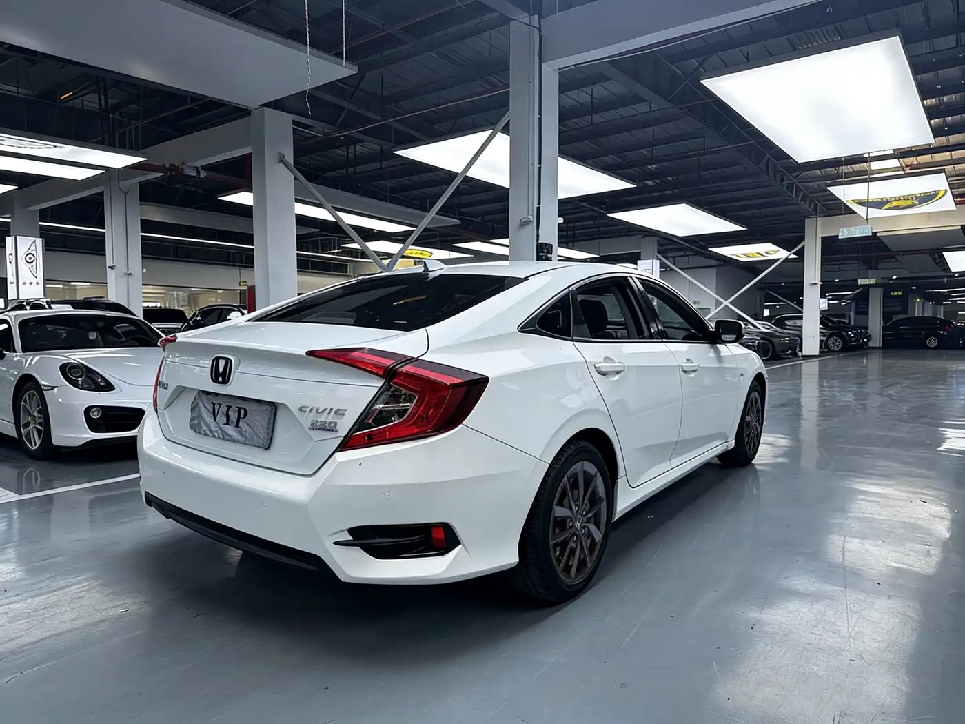 Honda Civic 2019 220TURBO CVT Jingdong Edition China V фото 8