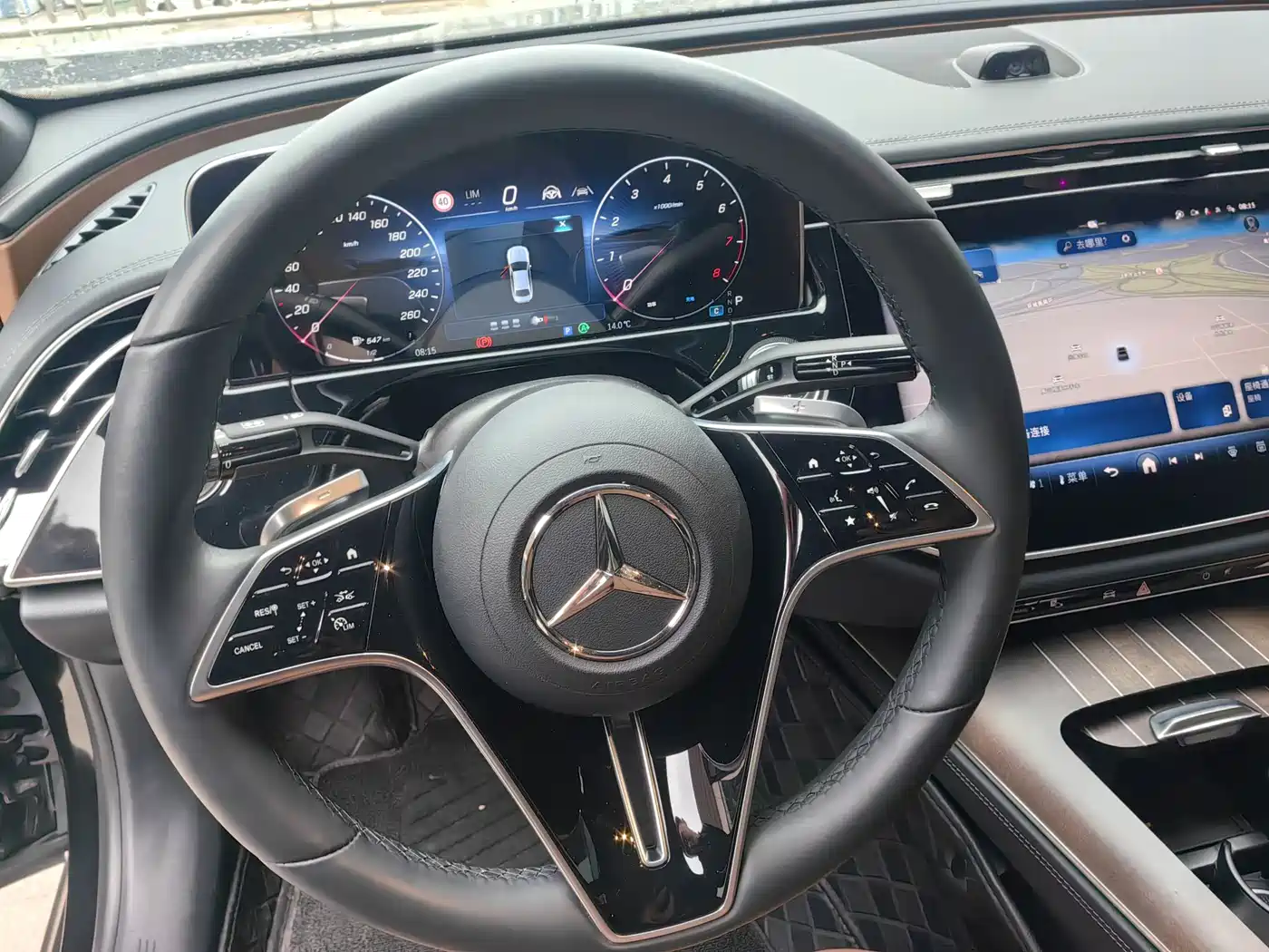 MERCEDES-BENZ E CLASS