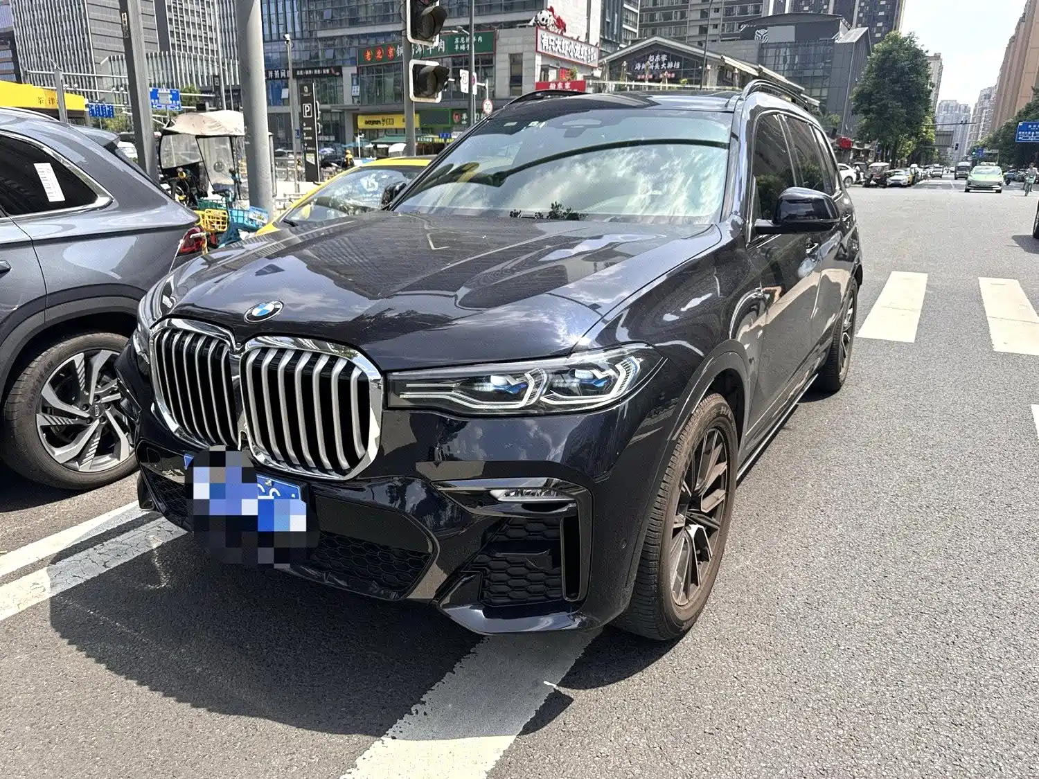 Фото 1 - BMW X7