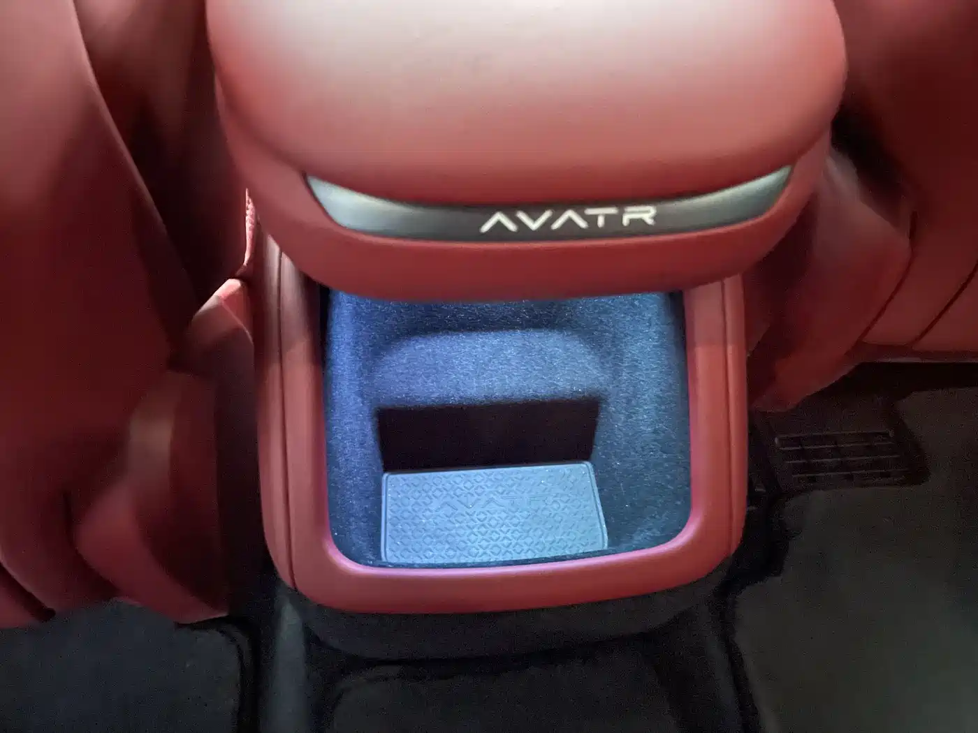 Avatr 12 2025 Facelift Ultra Range Extender фото 9