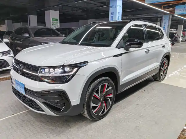 Volkswagen Tharu 2024 300TSI 2WD Moon Premium Edition