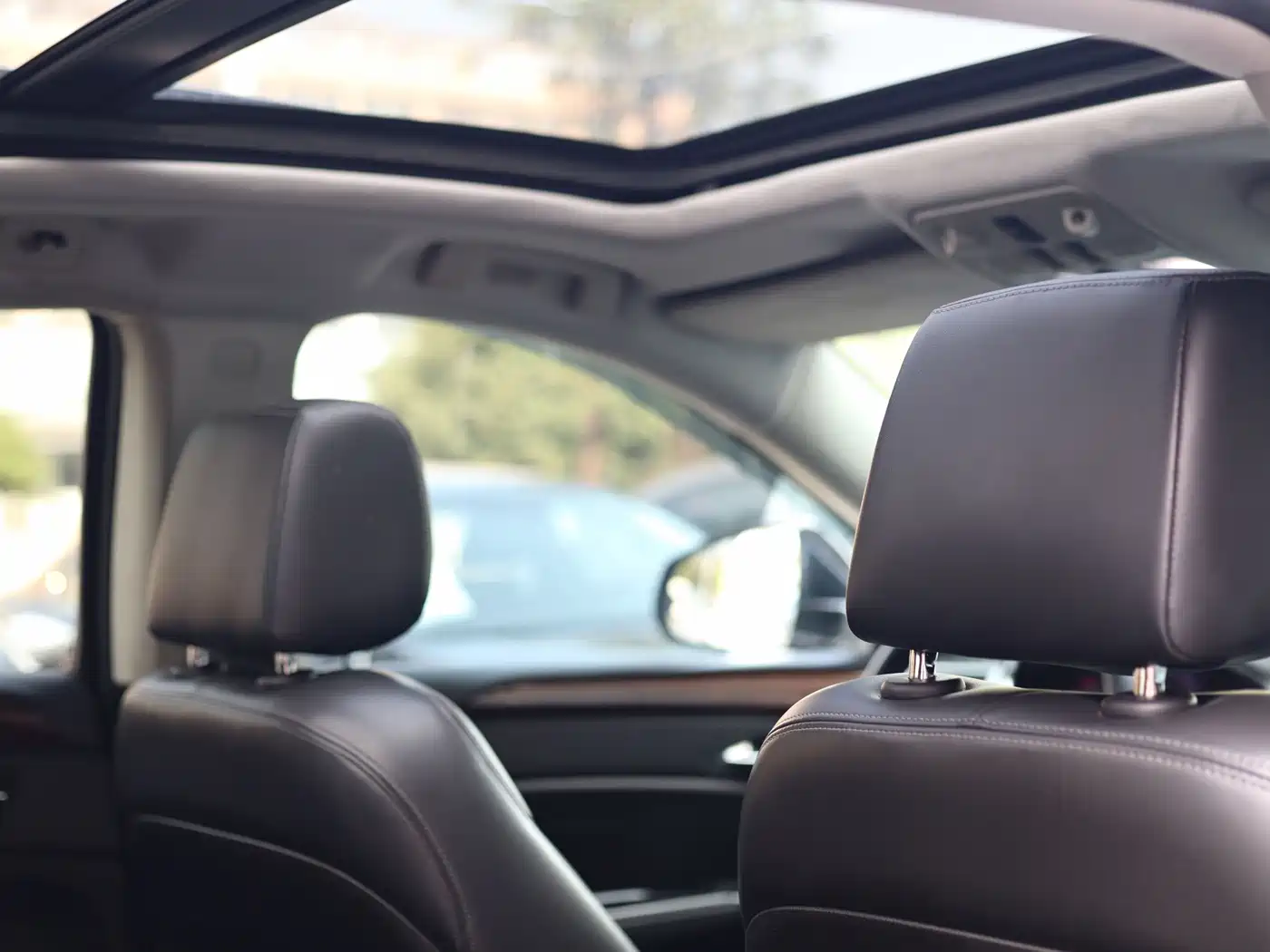 Photo 30 - Cadillac SRX