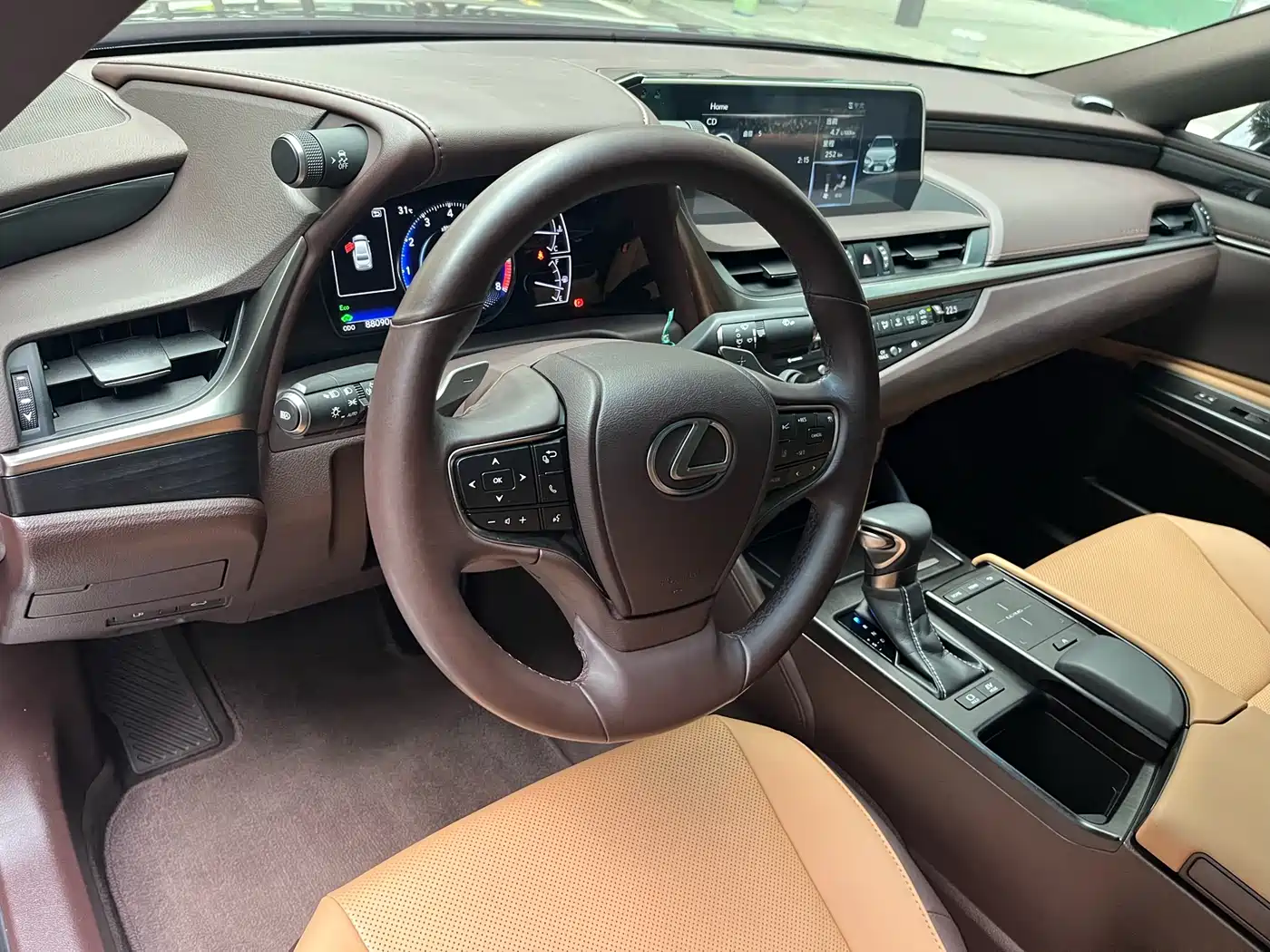 Lexus ES 2018 300h Excellence Edition China V фото 14