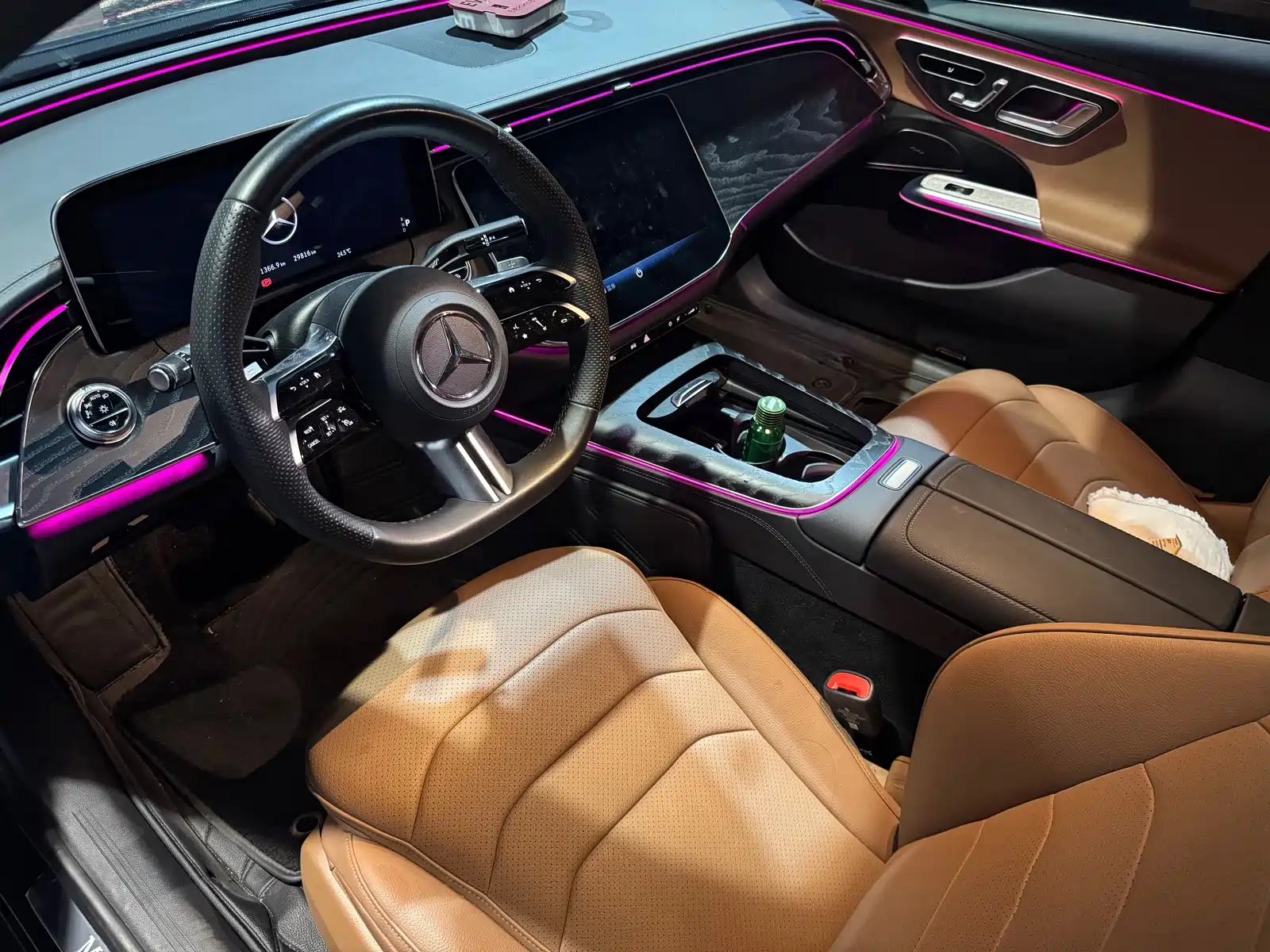 Photo 4 - Mercedes-Benz E-Class