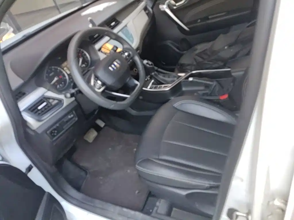 Geely Vision X3 2021 2020 1.5L CVT Elite
