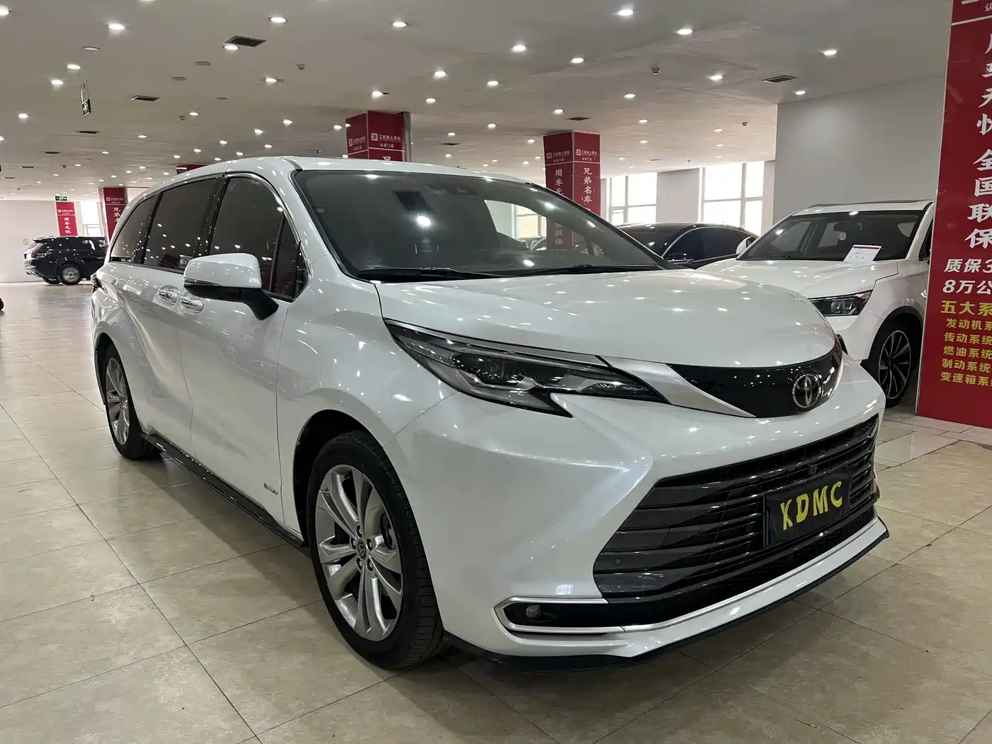 Toyota Sienna 2024 2.5L Hybrid Premium Edition
