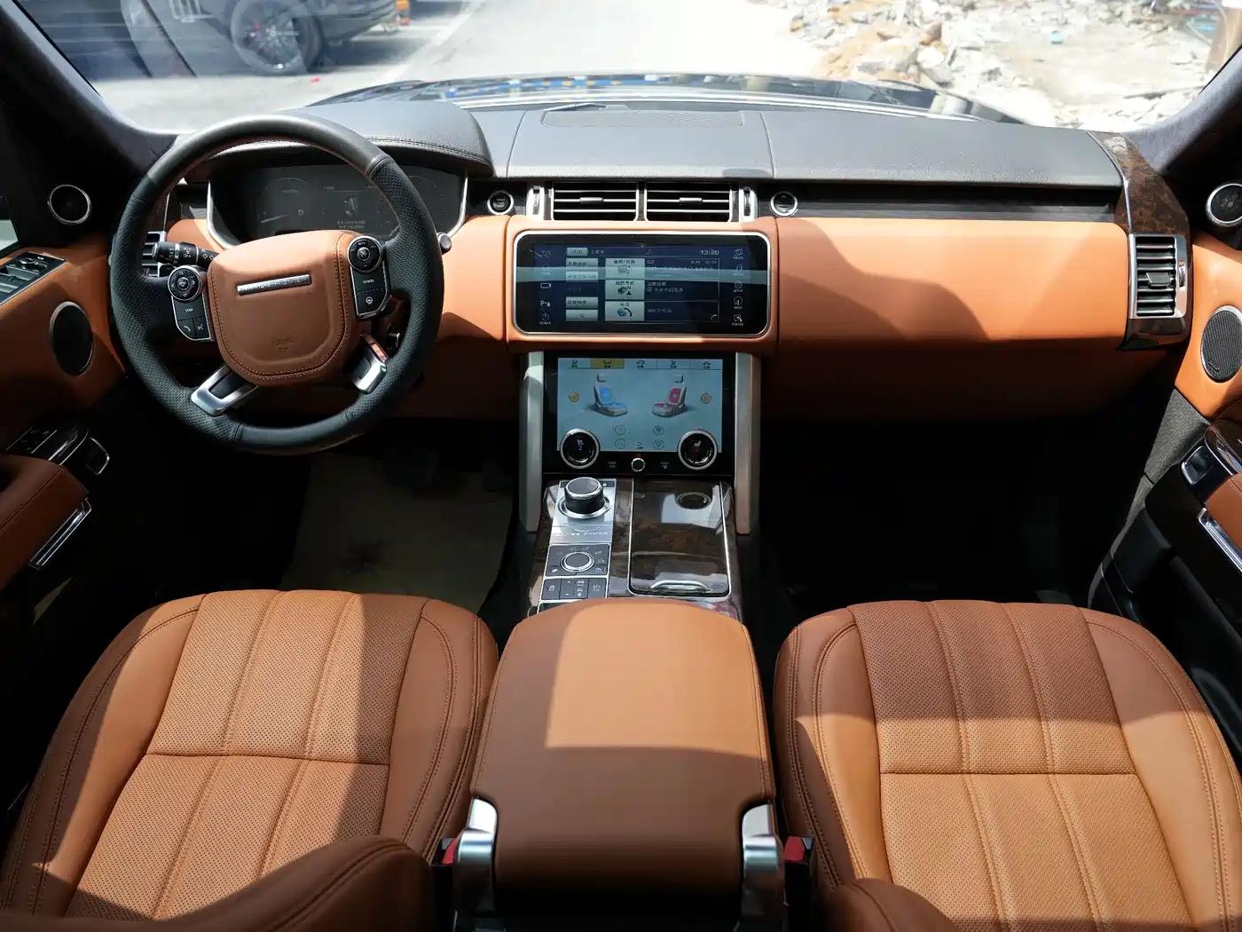 Land Rover Range Rover 2015 3.0 TDV6 Vogue SE Genesis Extended Edition фото 8