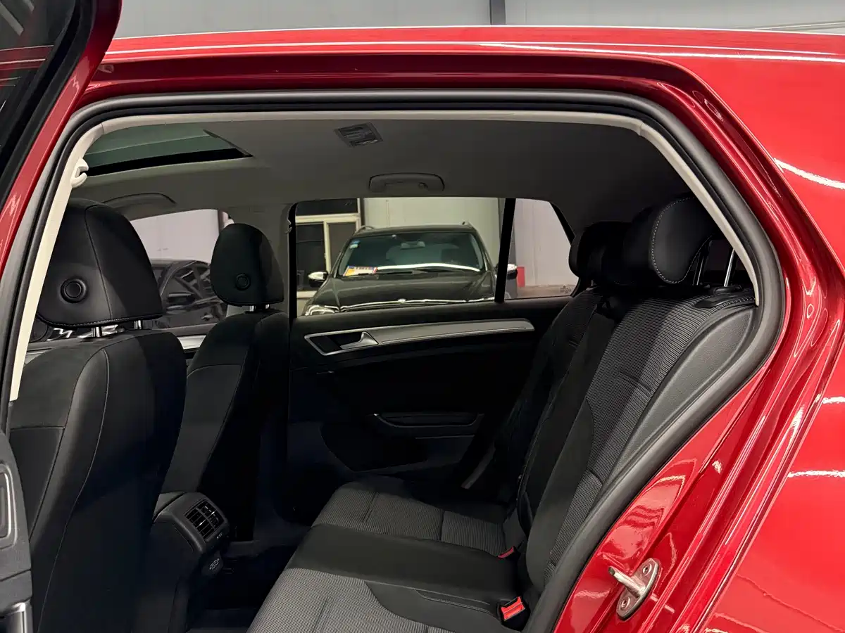 Volkswagen Golf 2019 280TSI DSG Comfort China VI фото 5