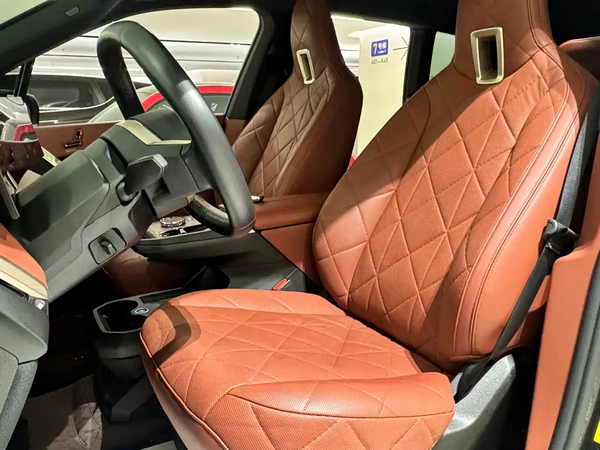 BMW iX 2022 xDrive50 фото 13