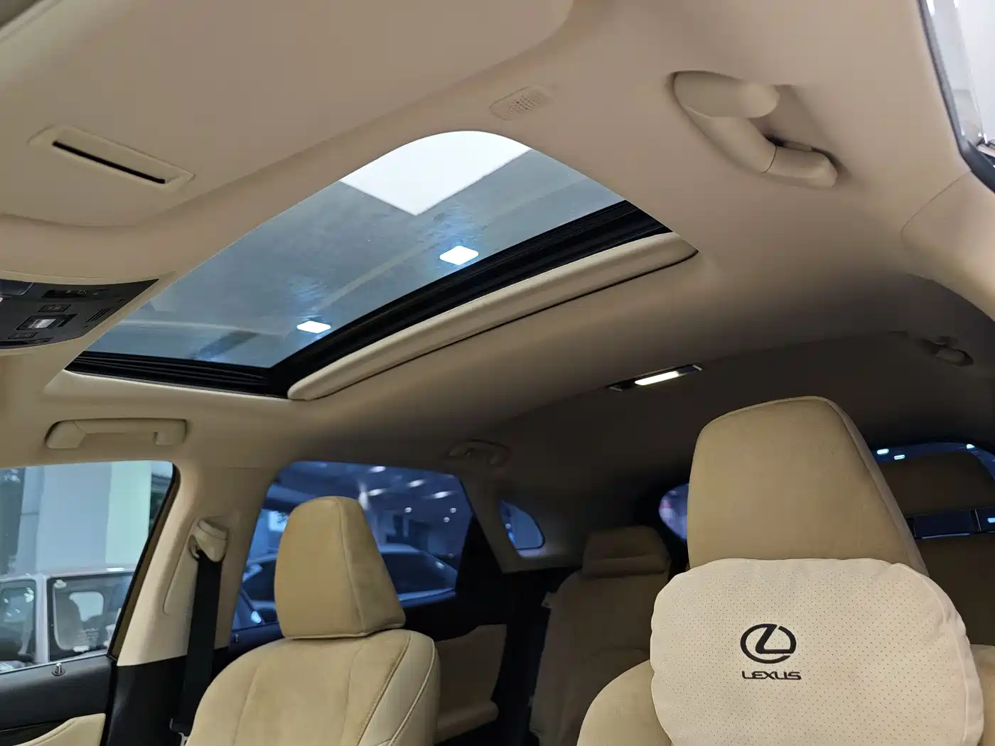 Lexus RX 2020 300 2WD Elite Edition China VI фото 12