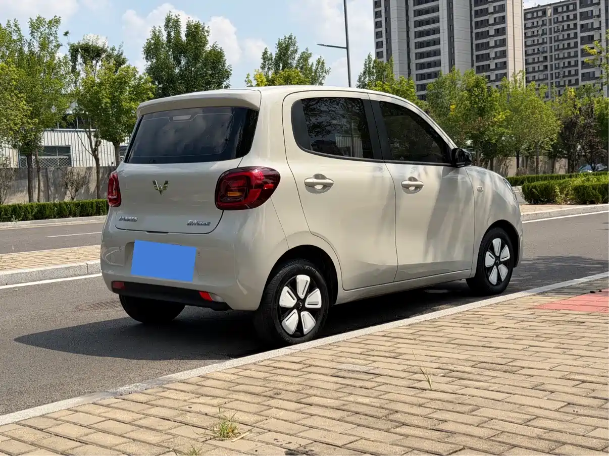 Photo 4 - Wuling Motors Hongguang MINIEV