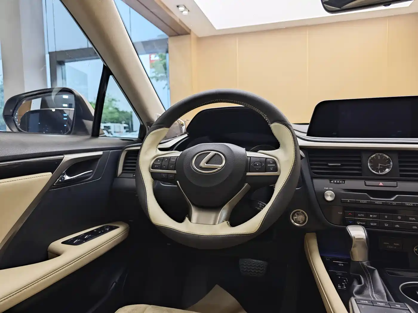 Lexus RX 2020 300 2WD Elite Edition China VI фото 15