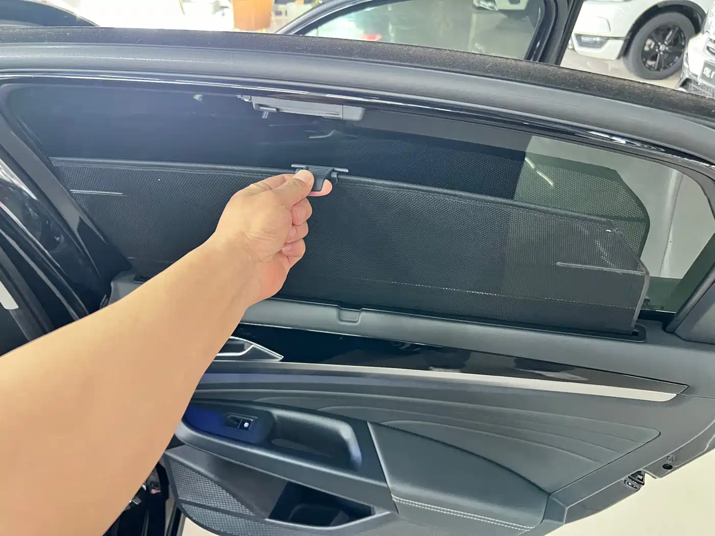 Volkswagen Passat 2022 330TSI Luxury Edition фото 23