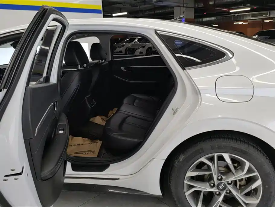 Hyundai Sonata 2020 270TGDi DCT GLS Elite Edition фото 11