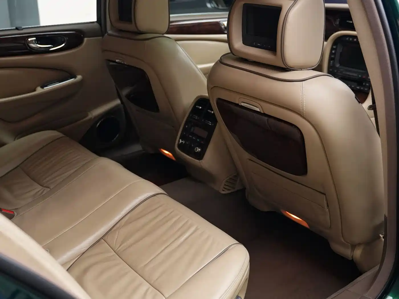 Jaguar XJ 2007 Model XJ6L 3.0 Royal Long Wheelbase фото 20