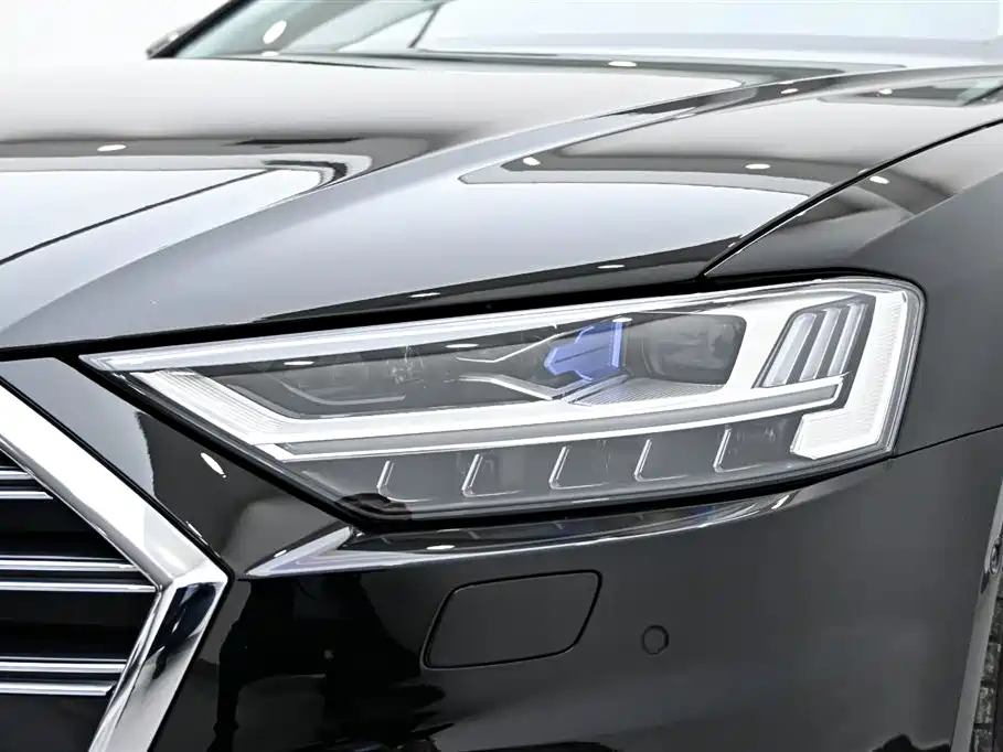 Audi A8 2019 A8L 55 TFSI quattro Premium фото 10