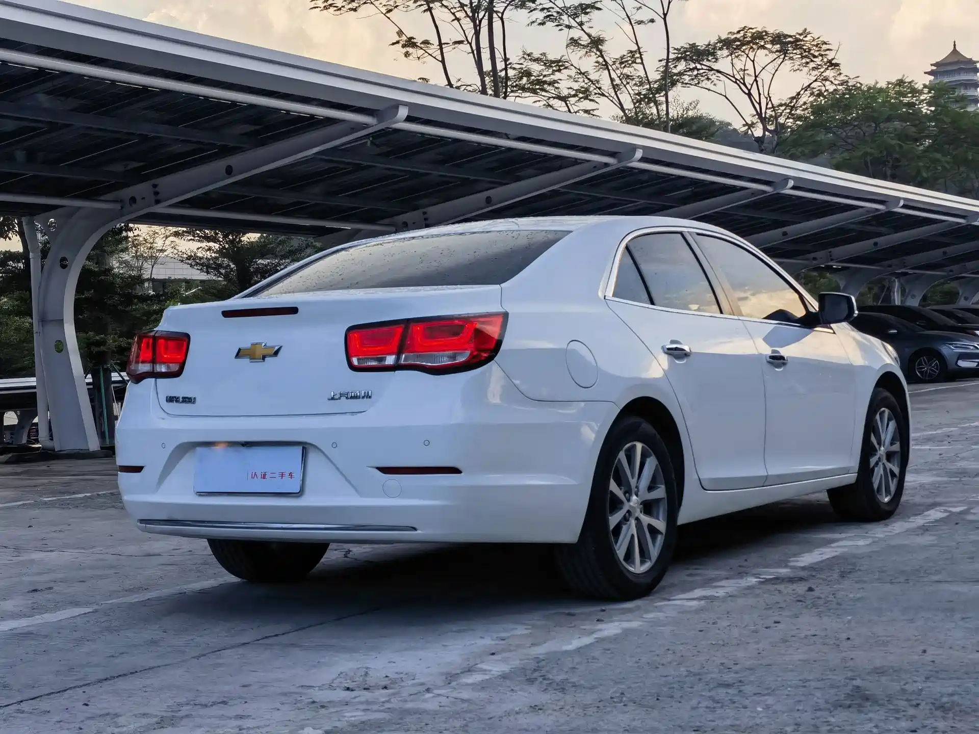 Фото 6 - Chevrolet Malibu
