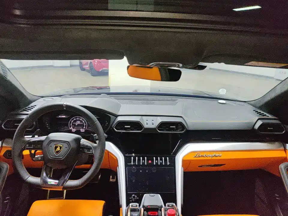 Lamborghini Urus 2022 2021 4.0T V8