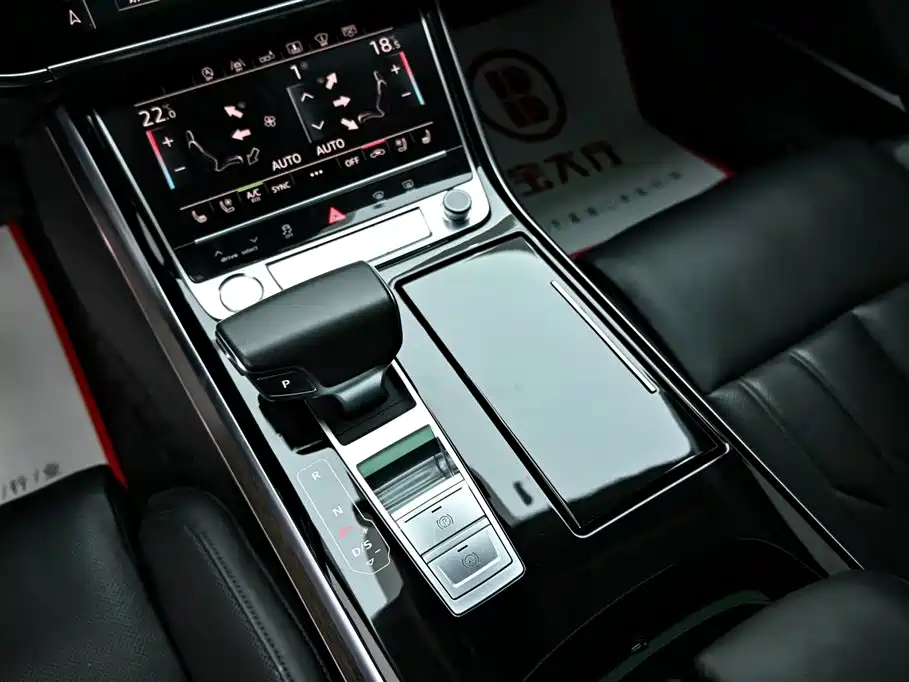 Audi A8 2019 A8L 55 TFSI quattro Premium фото 18