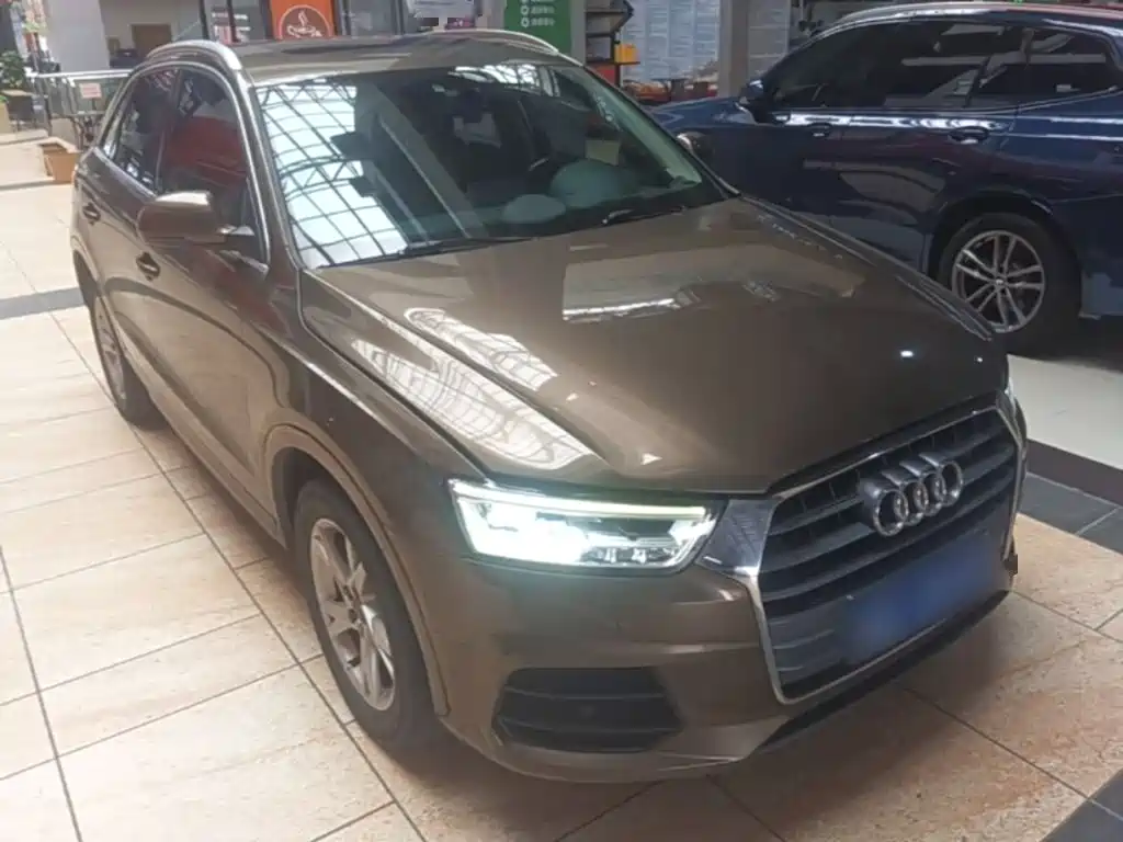 Фото 4 - Audi Q3