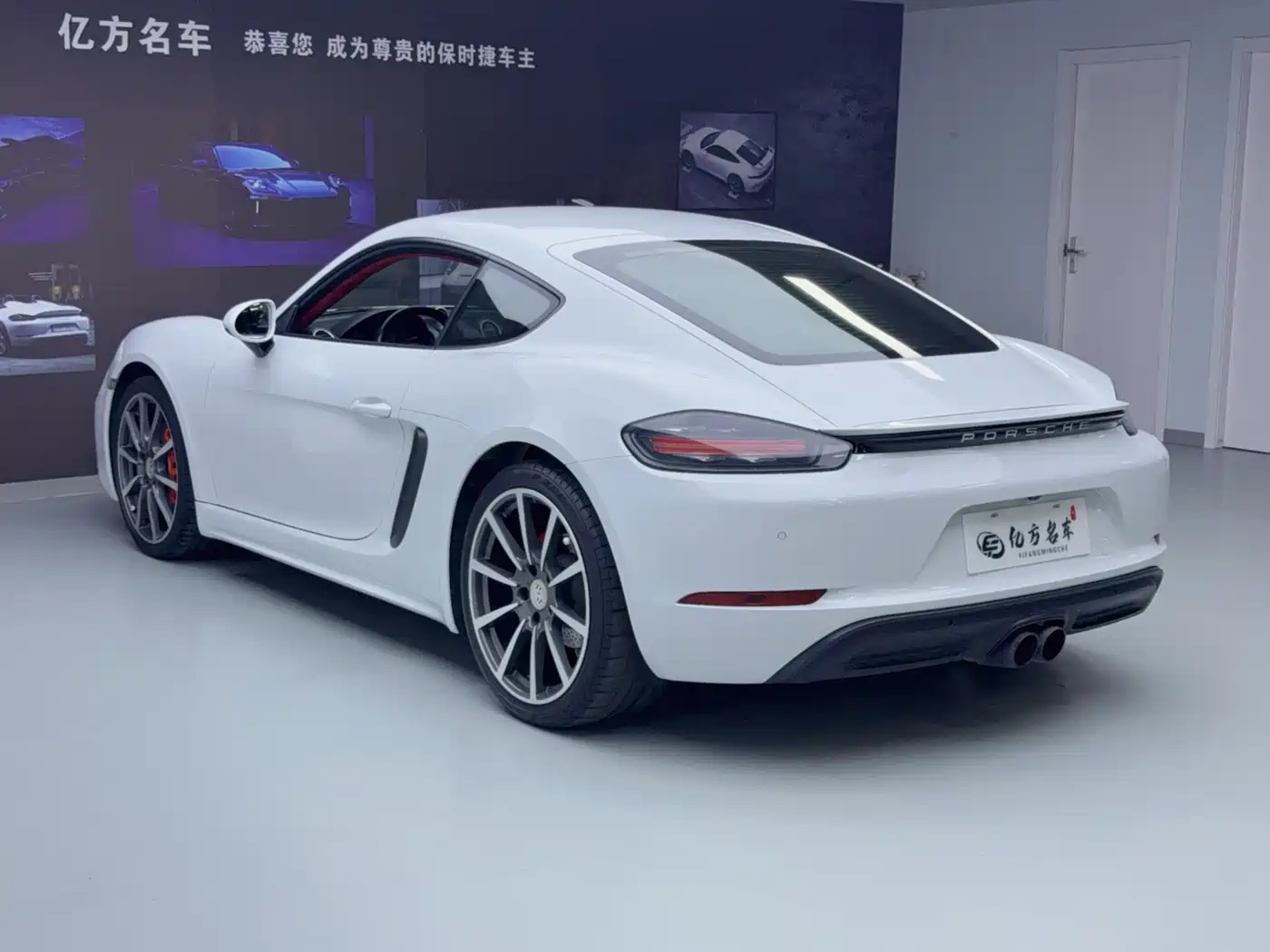 Porsche 718 2016 Cayman S 2.5T фото 12