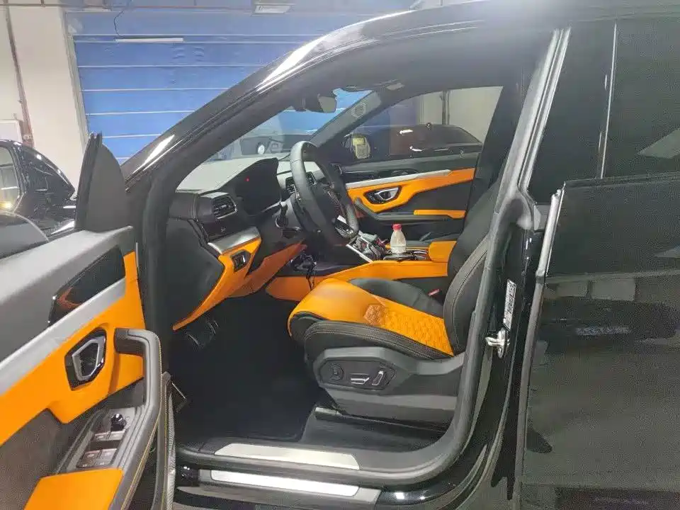 Lamborghini Urus 2022 2021 4.0T V8