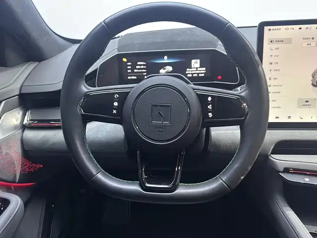 ZEEKR EXTREME KRYPTON 001