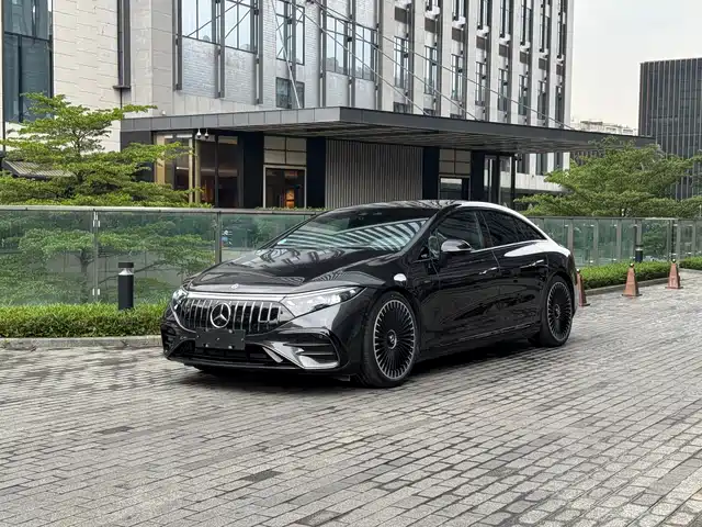 mercedes-benz eqs-amg