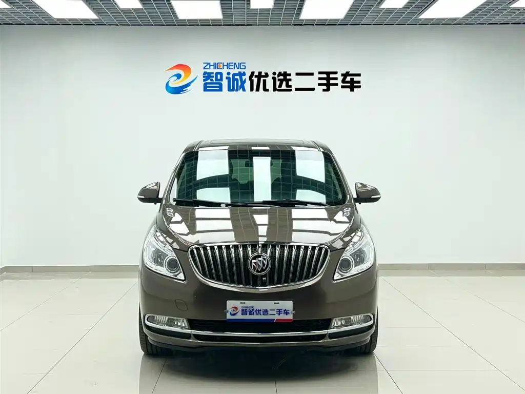 Buick GL8 2014 2.4L CT Luxury Business Comfort фото 2
