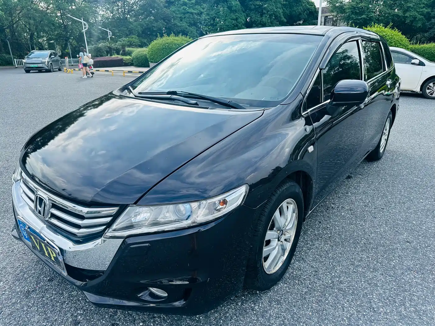 Фото 1 - Honda Odyssey