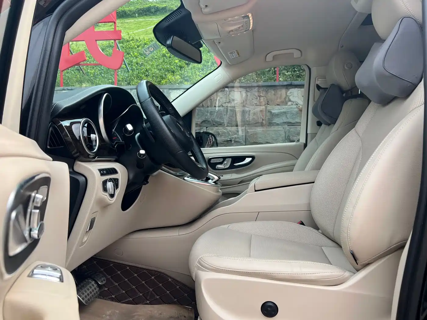 Mercedes-Benz V-Class 2018 V 260 Premium Edition China VI фото 7