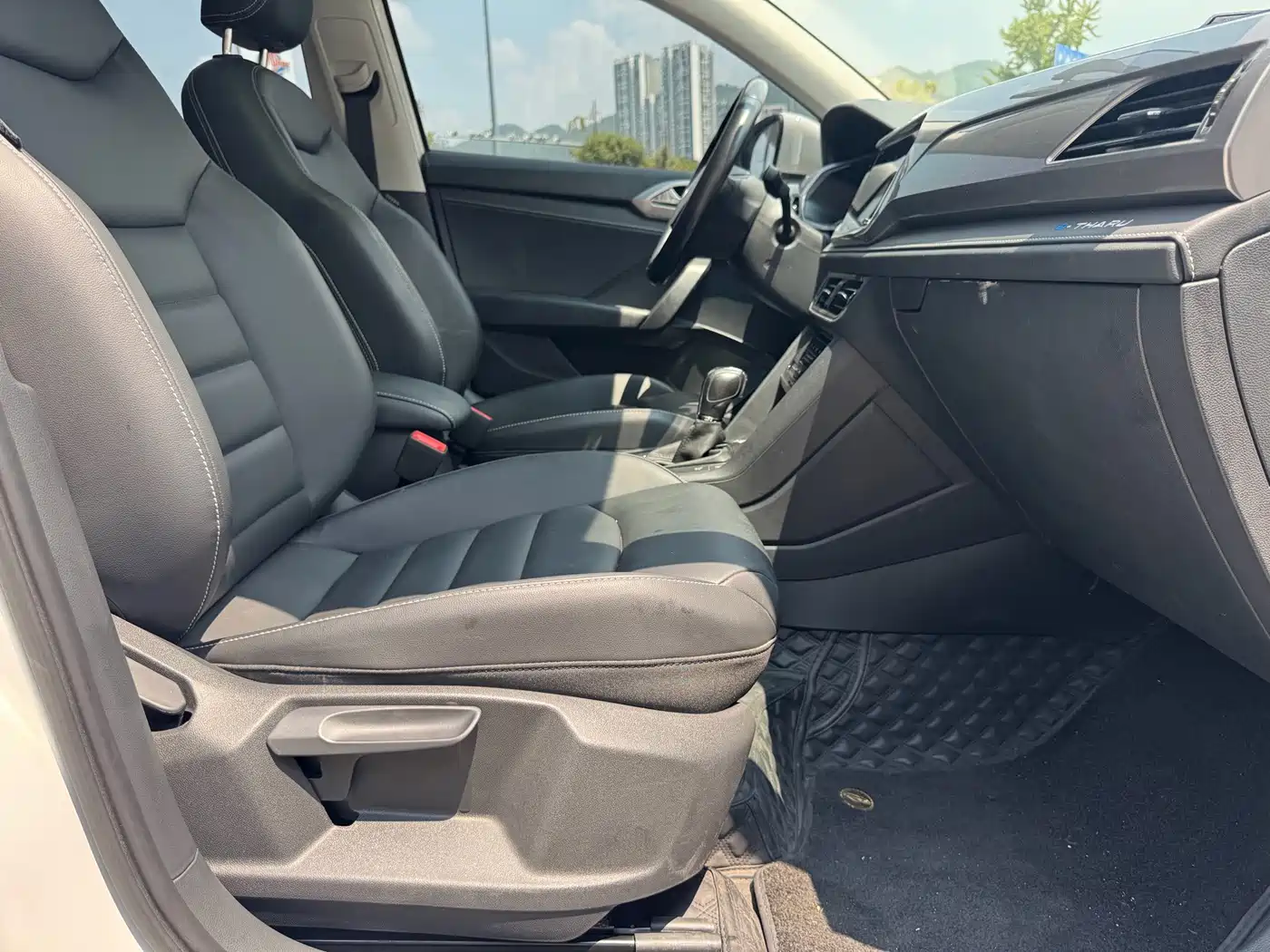Volkswagen Tharu New Energy 2021 2021 Panorama Premium Edition