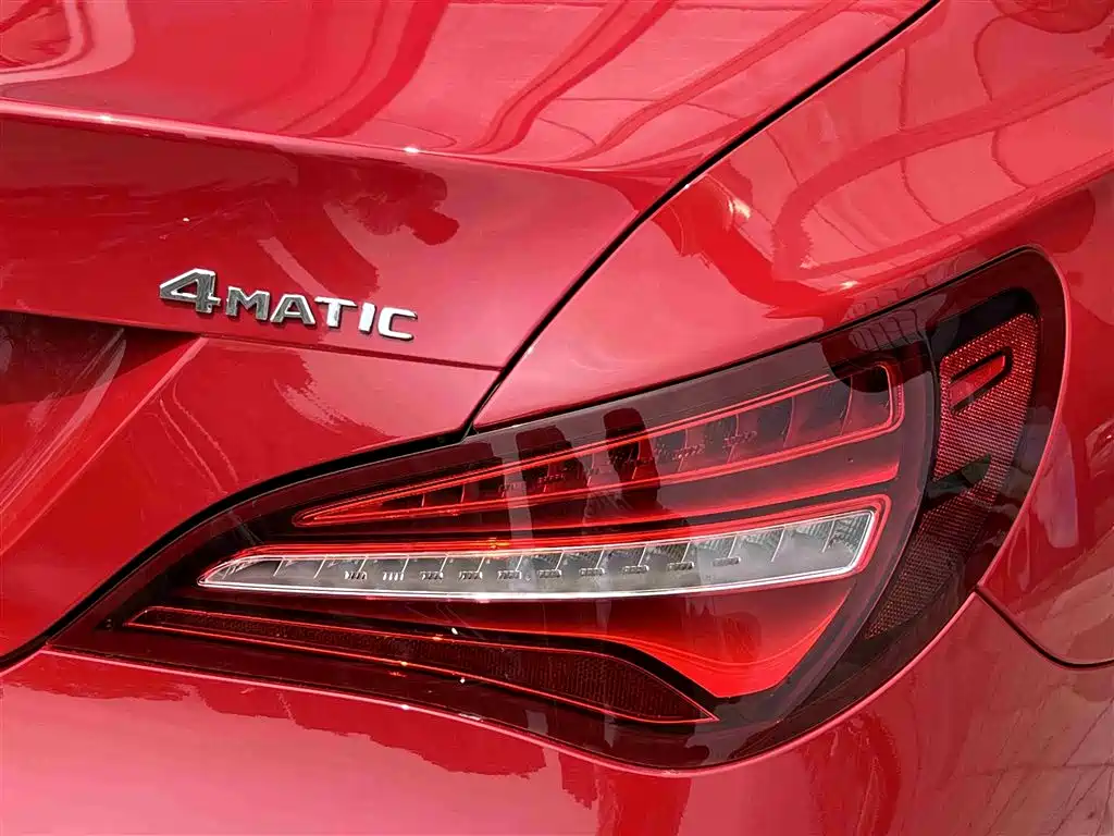 Mercedes-Benz CLA (Import) 2018 CLA 220 4MATIC фото 13