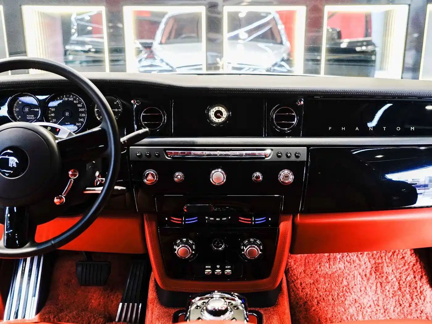 Rolls-Royce Phantom 2014 2013 6.7L Extended Wheelbase (EWB)