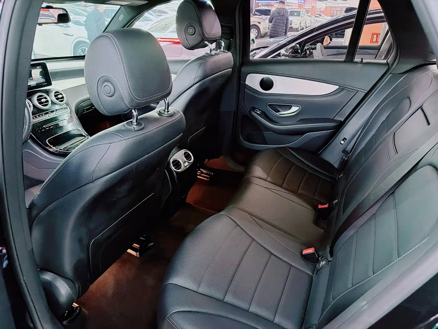 Mercedes-Benz GLC 2017 GLC 200 4MATIC фото 8