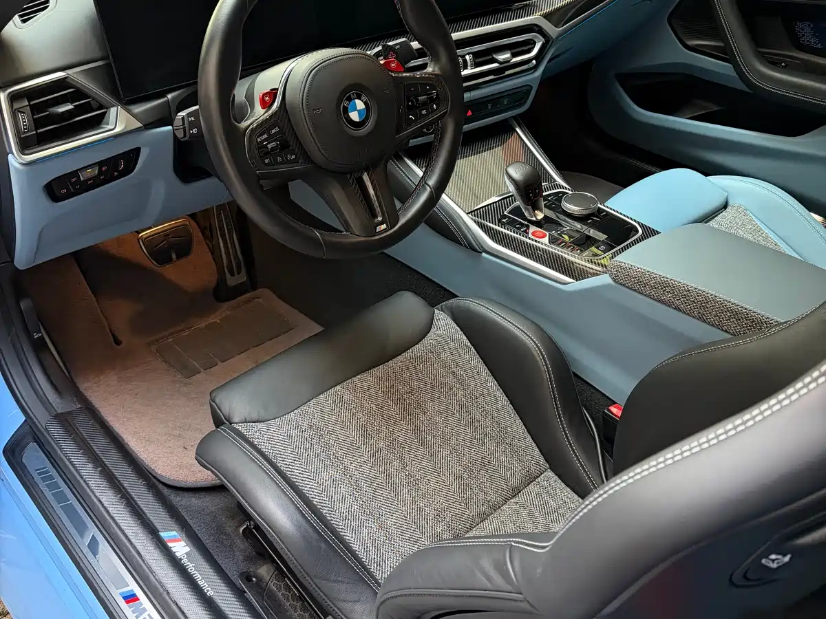 BMW M2 2024 M2 фото 9