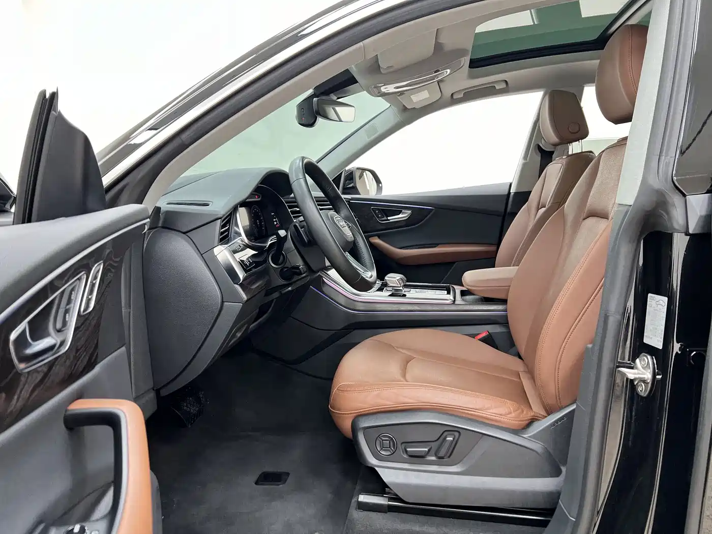 Audi Q8 2021 2022 55 TFSI Luxury Dynamic