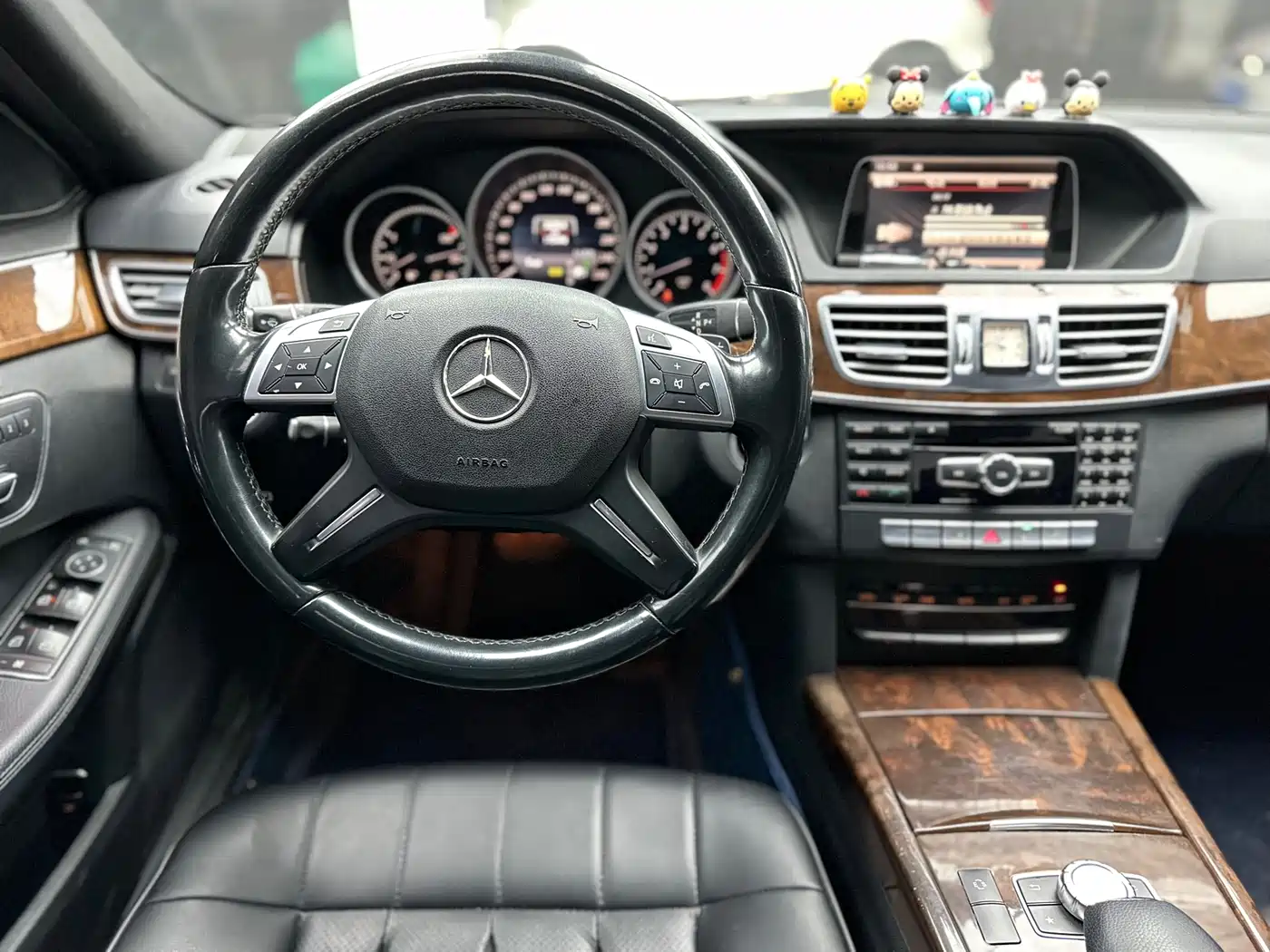 Mercedes-Benz E-Class 2015 E 200 L фото 13