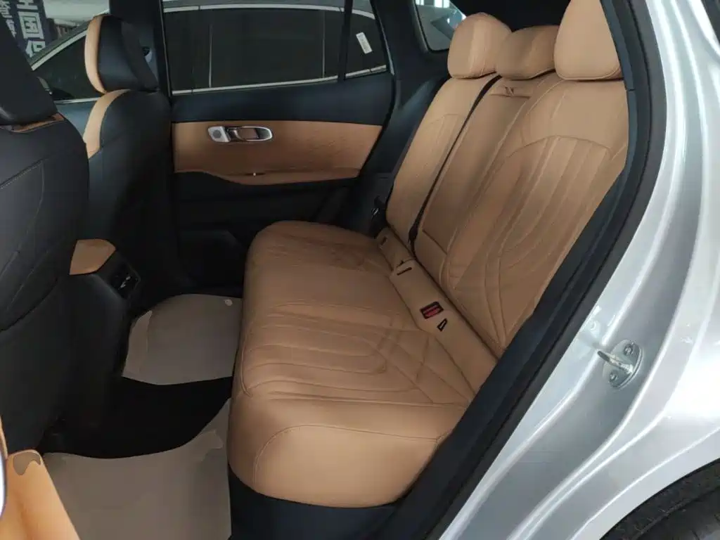 Geely Galaxy Galaxy Starship 7 EM-i 2025 2025 Model 120km Voyage+ Edition
