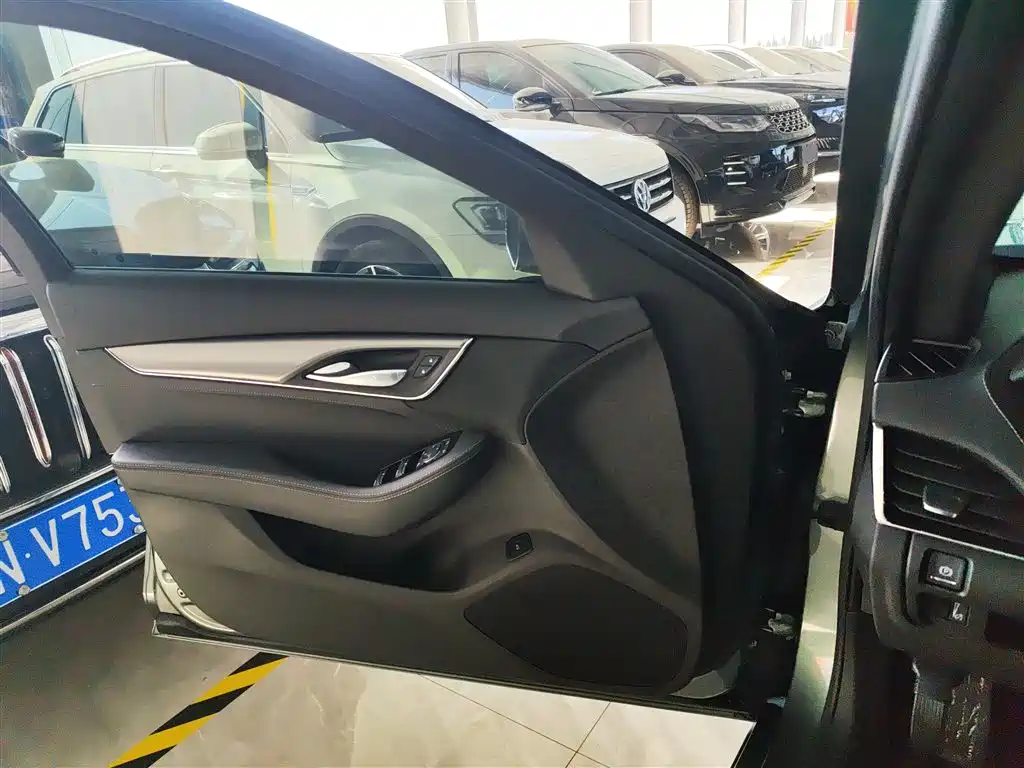 Cadillac CT5 2022 28T Luxury (Standard) фото 28