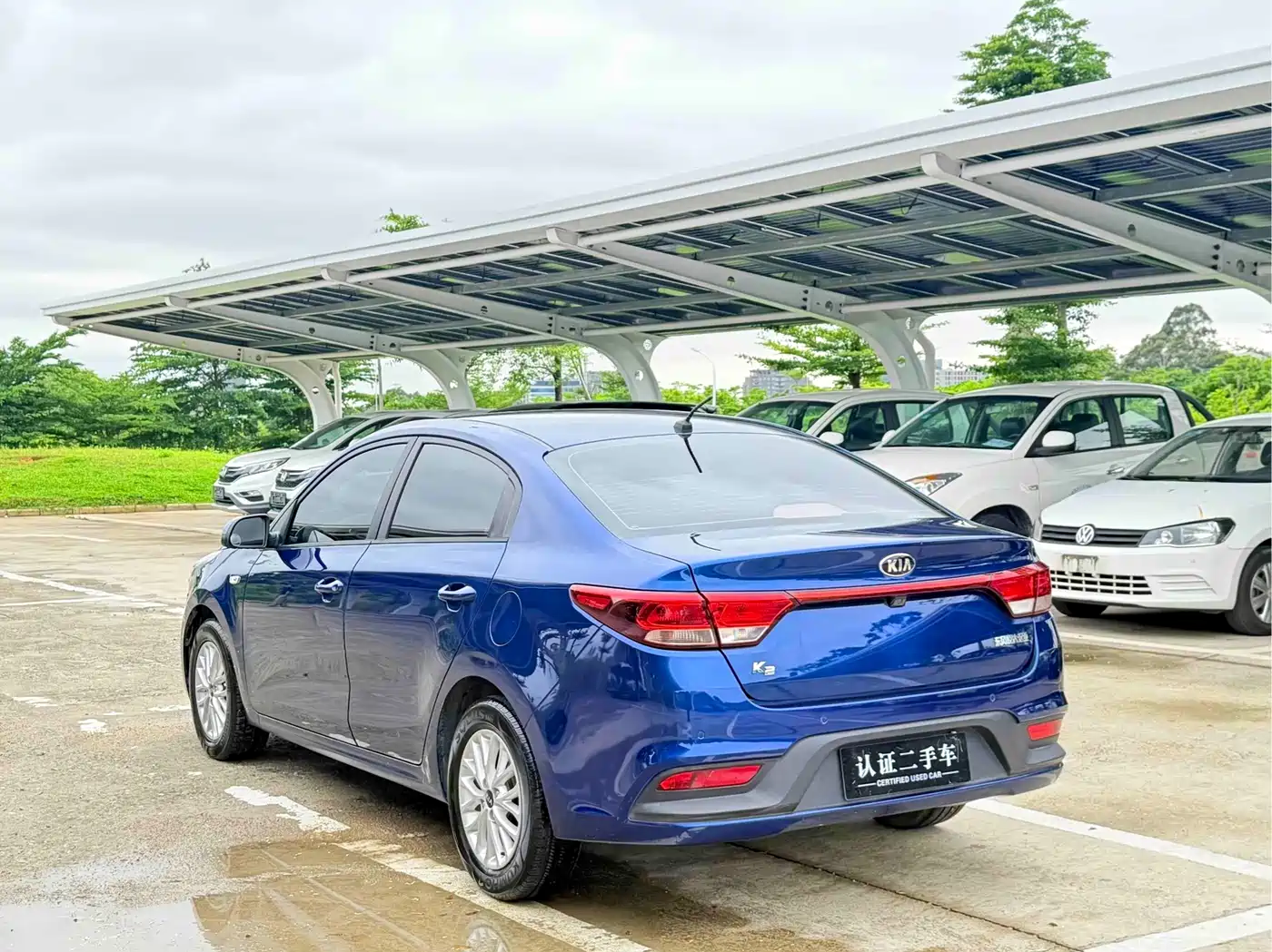 Kia K2 2017 2017 Sedan 1.4L AT GLS