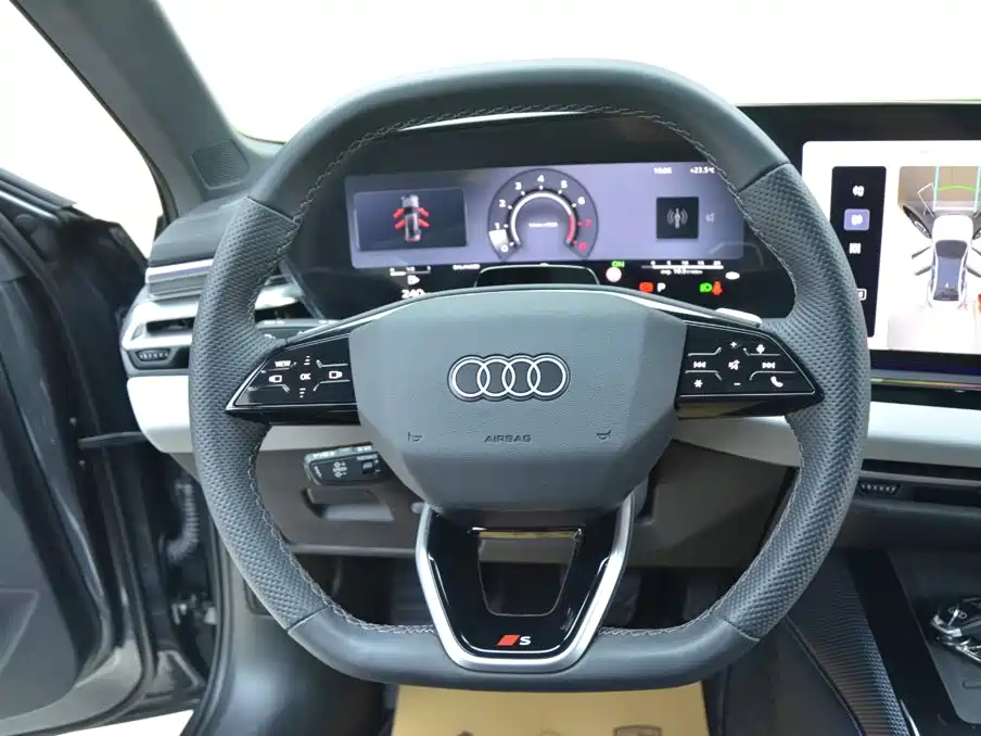 Фото 9 - Audi A5L