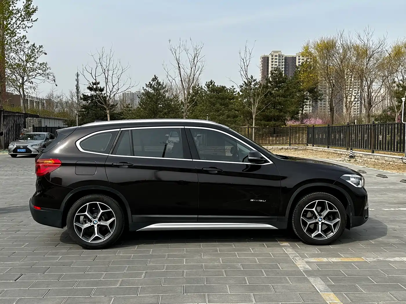BMW X1 2016 sDrive18Li Luxury Model фото 5