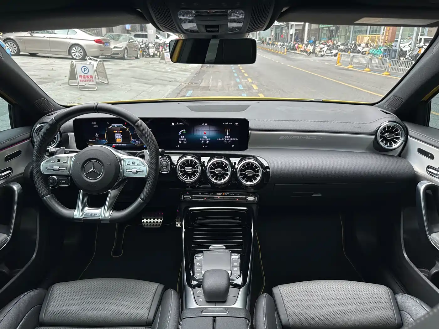Mercedes-Benz A-Class AMG (Import) 2023 AMG A 35 4MATIC Sun Edition фото 8