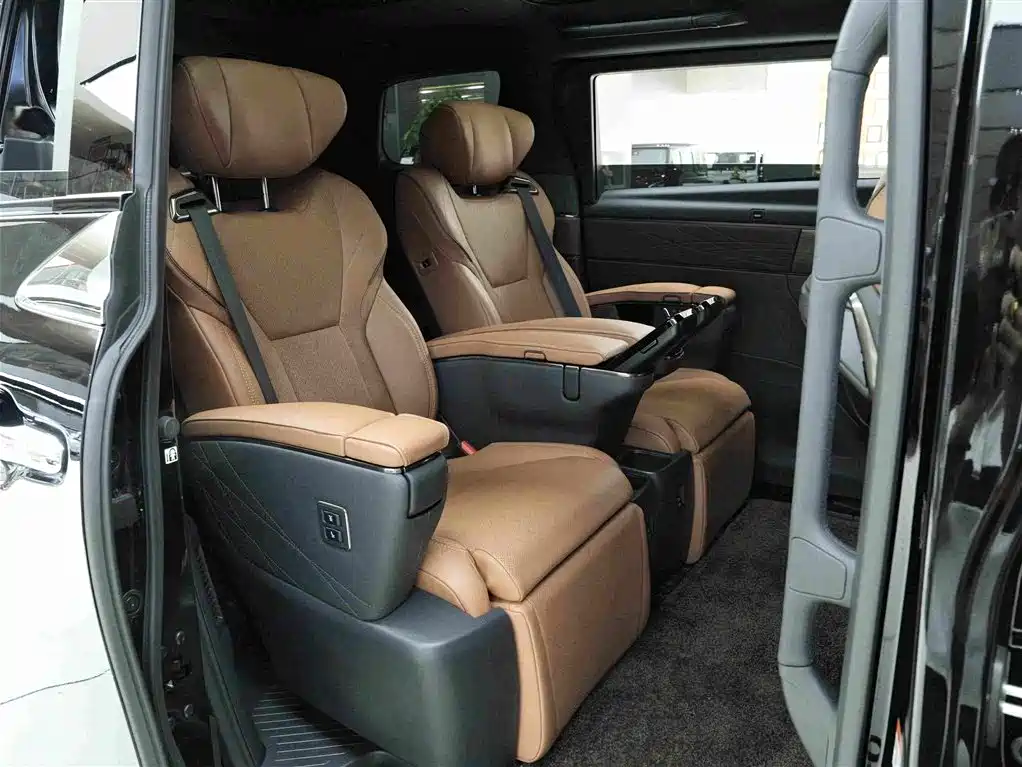 Toyota Alphard 2025 2024 Hybrid 2.5L Ultimate Enjoyment Edition