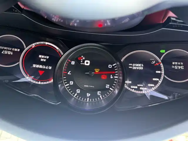 Porsche Cayenne 2018 Cayenne S 2.9T — фото 4