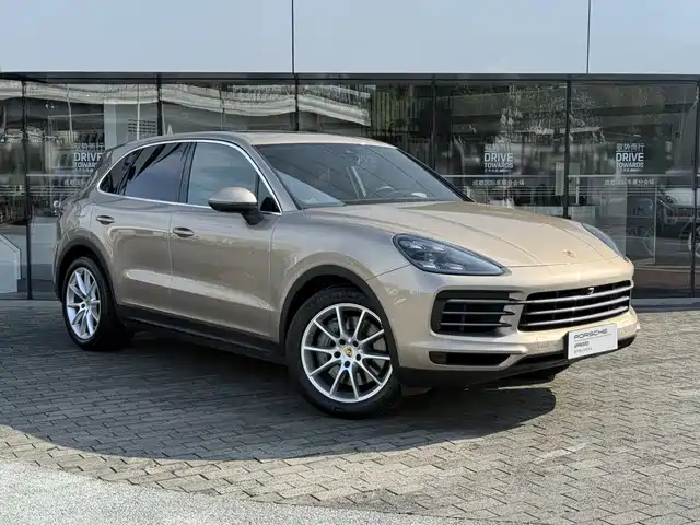 Porsche Cayenne 2018 Cayenne S 2.9T — фото 2