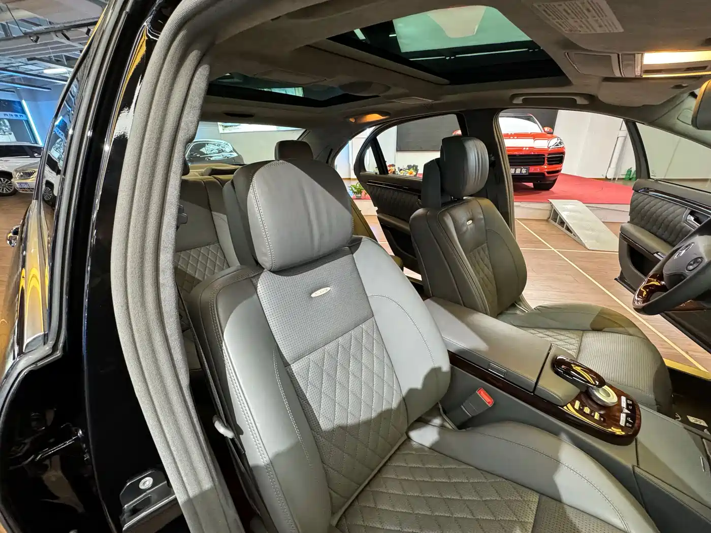 Mercedes-Benz S-Class AMG 2007 Model AMG S 65 фото 31