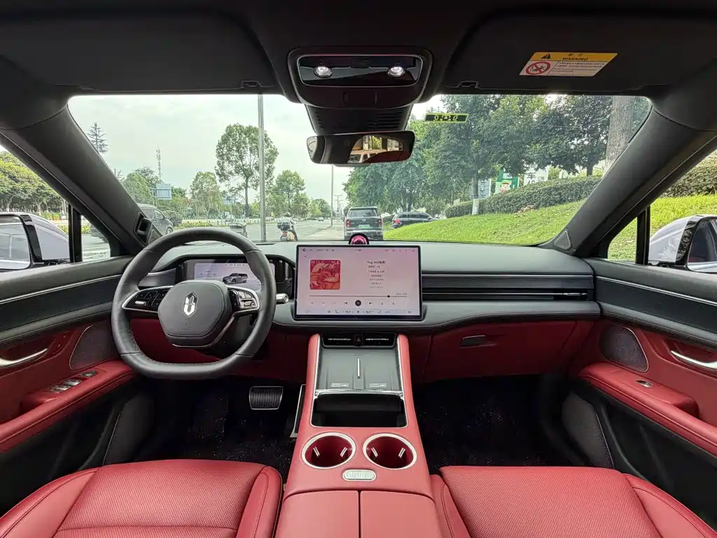 AITO Wenjie AITO M5 2025 2025 Extended Range Ultra AWD