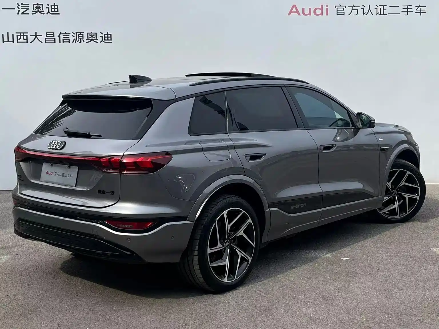 Фото 3 - Audi Q6L e-tron